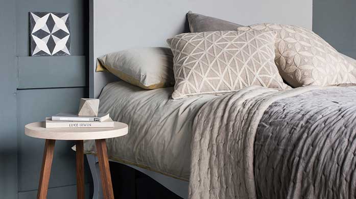 Niki Jones: Finest Bedspreads & Cushions