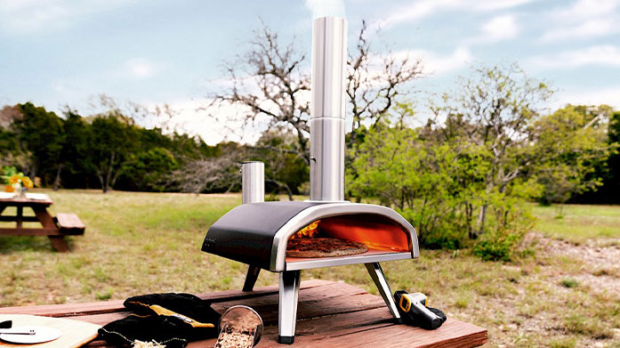 Ooni Pizza Oven Explore Ooni Pizza Ovens: wood-fired cooking for a magical live fire and intense flavours. Plus, high-quality kitchen tools for your home oven.