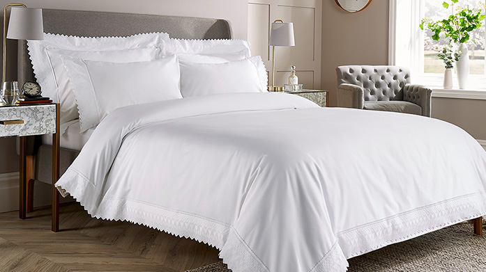 Classic Bedding from William Hunt Let the duvet day commence! Shop crisp white bed linen inside this edit from William Hunt.