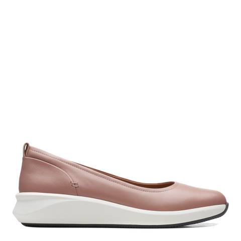 Clarks Pink Leather Un Rio Vibe Slip On Shoes
