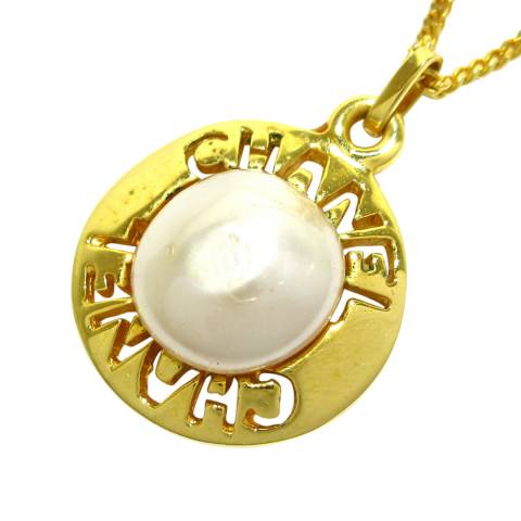 Vintage Chanel Gold Pearl Pendant Necklace