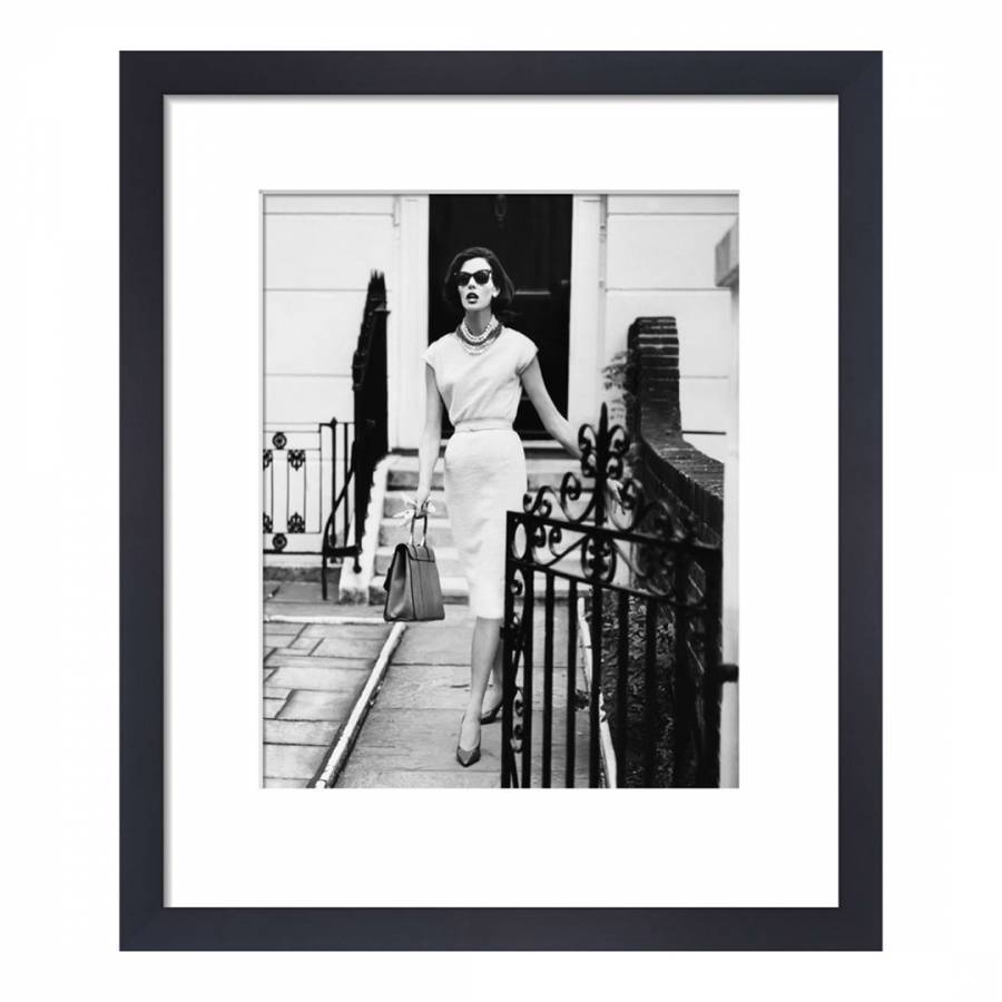 Vogue August 1960 36x28cm Framed Print - BrandAlley