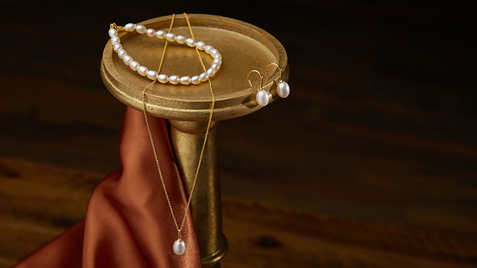 Precious Pearls To Gift