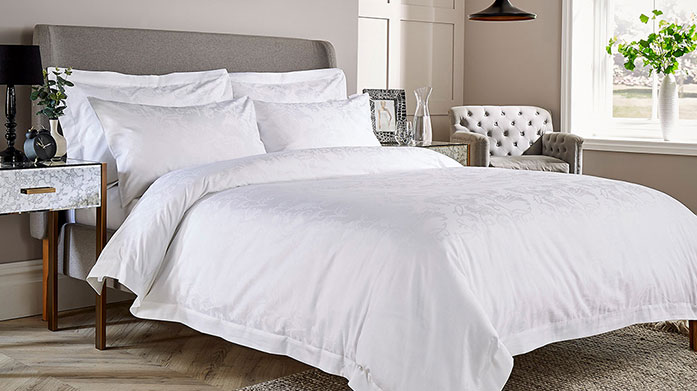 William Hunt: Savile Row Style Bed Linen