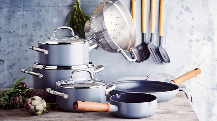 Greenpan Non-stick and non-toxic - what's not to love? Shop our edit of GreenPan's health-conscious cookware, including frying pans, pancake pans and saucepans.