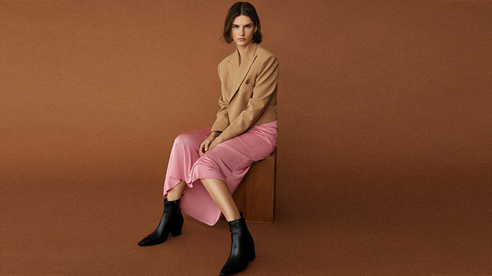 Designer Tailoring Essentials Find the perfect fit with our designer tailoring essentials edit. Shop staple separates, luxe dresses, elegant blouses and more from Amanda Wakeley, Hobbs London, LK Bennett and others. Dresses from £35.