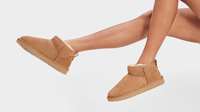 New In! Ugg Let's see what's new in the world of UGG! Expect the brand's classic sheepskin-lined suede boots, as well as knitted trainers, classic loafers and faux-fur slider slippers.