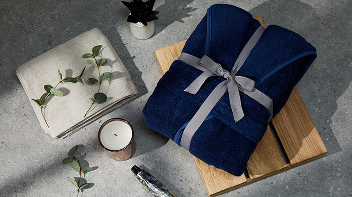 Express Father's Day Pampering: Bath Robes & Fragrance