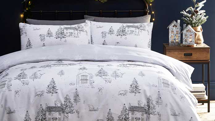 Christmas Bedding Bring a touch of festive sparkle and plenty of comfort to your bedroom with our Christmas bedding edit. You’ll find a range of fun designs crafted with luxury fabrics.