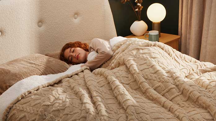 Cosy Nights In from Silentnight & More Dreaming of cosy nights? Invest in anti-allergy mattress toppers, heated blankets and cosy bedding from SNURK, Silentnight and The Lyndon Company.