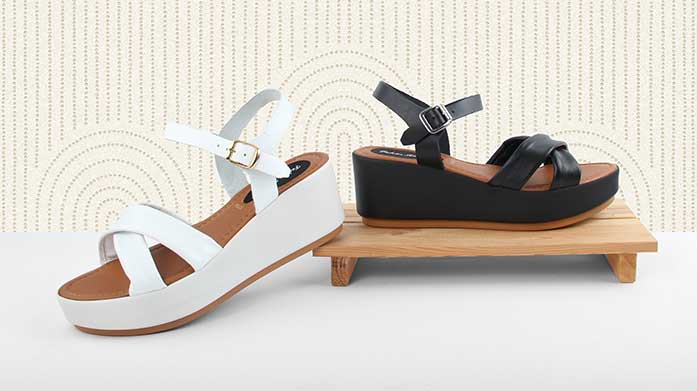 Spring Summer Sandals Sandals are the crown jewels of every warm-weather shoedrobe. Grab up to 60% off spring/summer footwear.