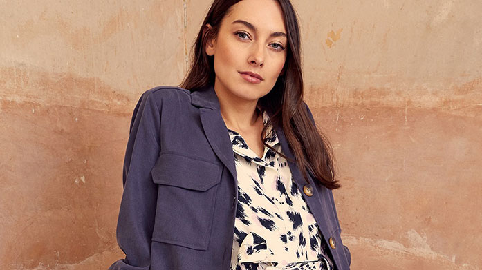 May Discounts For Her What to wear this May? Dress for the warmer weather with spring dresses, chic blouses, flared jeans and flattering blazers in our womenswear discounts sale with up to 70% off. Tops from £22.