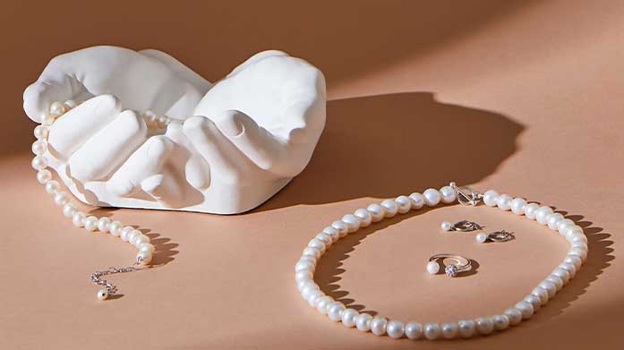 Atelier Victoire Pearls Effortlessly elegant; beautifully describes The Atelier Victoire Pearl Edit. This luxurious collection features an array of freshwater pearl jewellery for every occasion. 