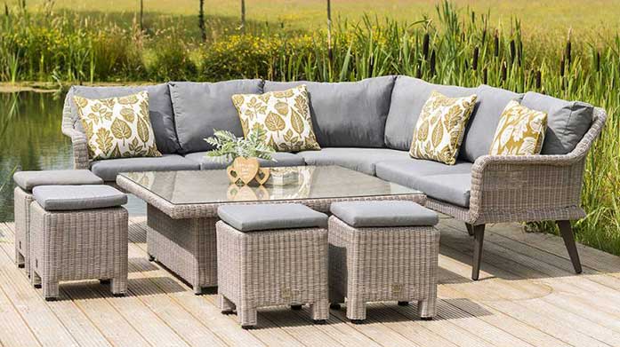 4 Seasons Outdoor: World's Finest Garden Furniture Let's set the table for spring. Look to 4 Seasons Outdoor for outdoor dining sets and more premium garden furniture.