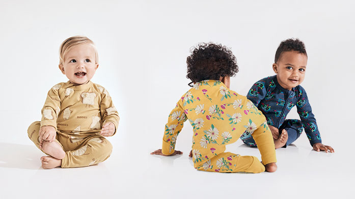 Bonds Kidswear Soft fabrics and playful prints are what make Bonds so special. This curated edit of baby clothes features a range of our Bonds favourites, including animal print babygrows, floral print leggings and stripy PJs.