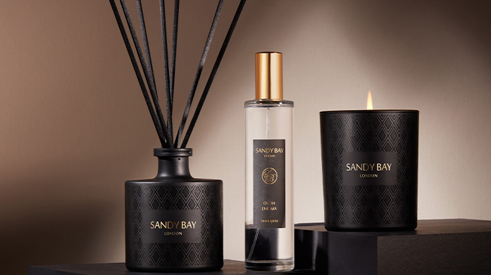 Express Home Fragrance Set the mood and fill your home with refreshing scents. Light luxurious candles, add indulgent diffusers and relax...Shop home fragrance from Boy Smells, Floral Street and friends. All available for express delivery.
