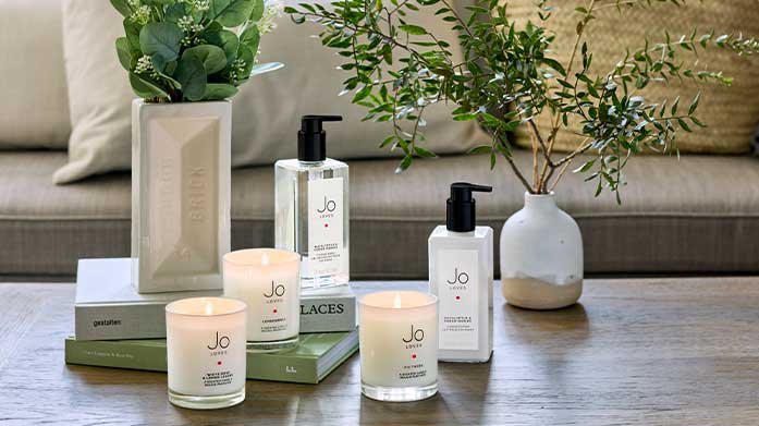 Jo Loves By Jo Malone CBE Welcome to our edit from London fragrance label, Jo Loves. Ideal for gifting, we're offering up to 40% off scented candles, body creams and perfumes, plus luxury Jo Loves hampers.