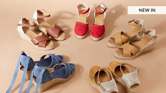 New In: Paseart Espadrilles Espadrilles are the crown jewels of every warm-weather wardrobe. Shop the best of the Spanish shoe from Paseart.