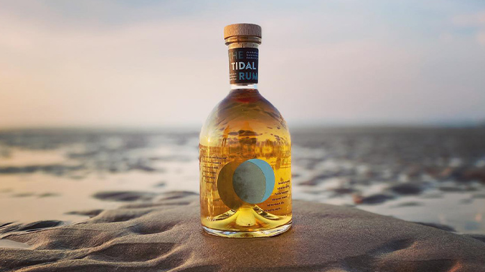 Tidal Rum Tidal Rum makes the perfect gift for anyone who enjoys spicy and sweet spirts. A golden aged rum blend, born in the Caribbean.