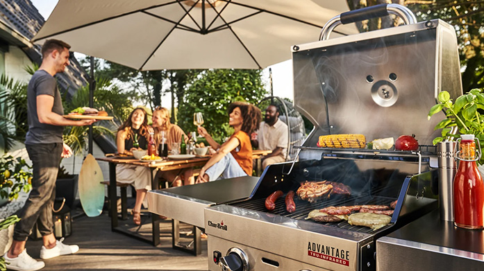 Char-Broil: BBQ Holidays in the Garden Let's get grilling! Shop gas BBQs from Char-Broil ahead of your next garden party.