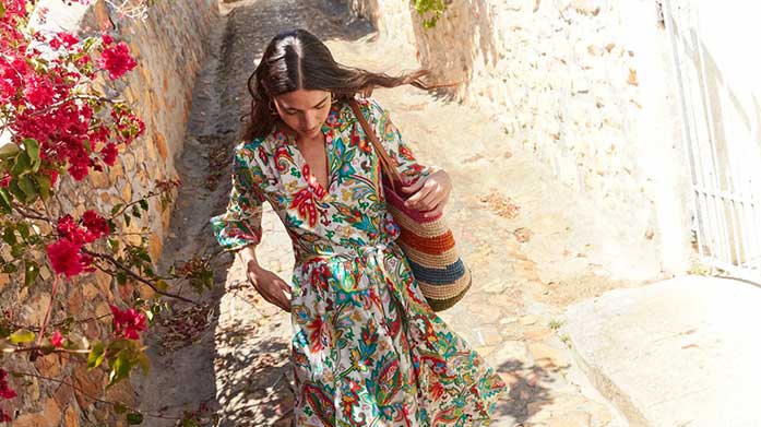 Boden Express Looks  Grab Express Delivery on British lifestyle clothing in our new-season Boden sale. Perfect for spring & summer, you can shop blouses, T-shirts, jersey dresses and more.